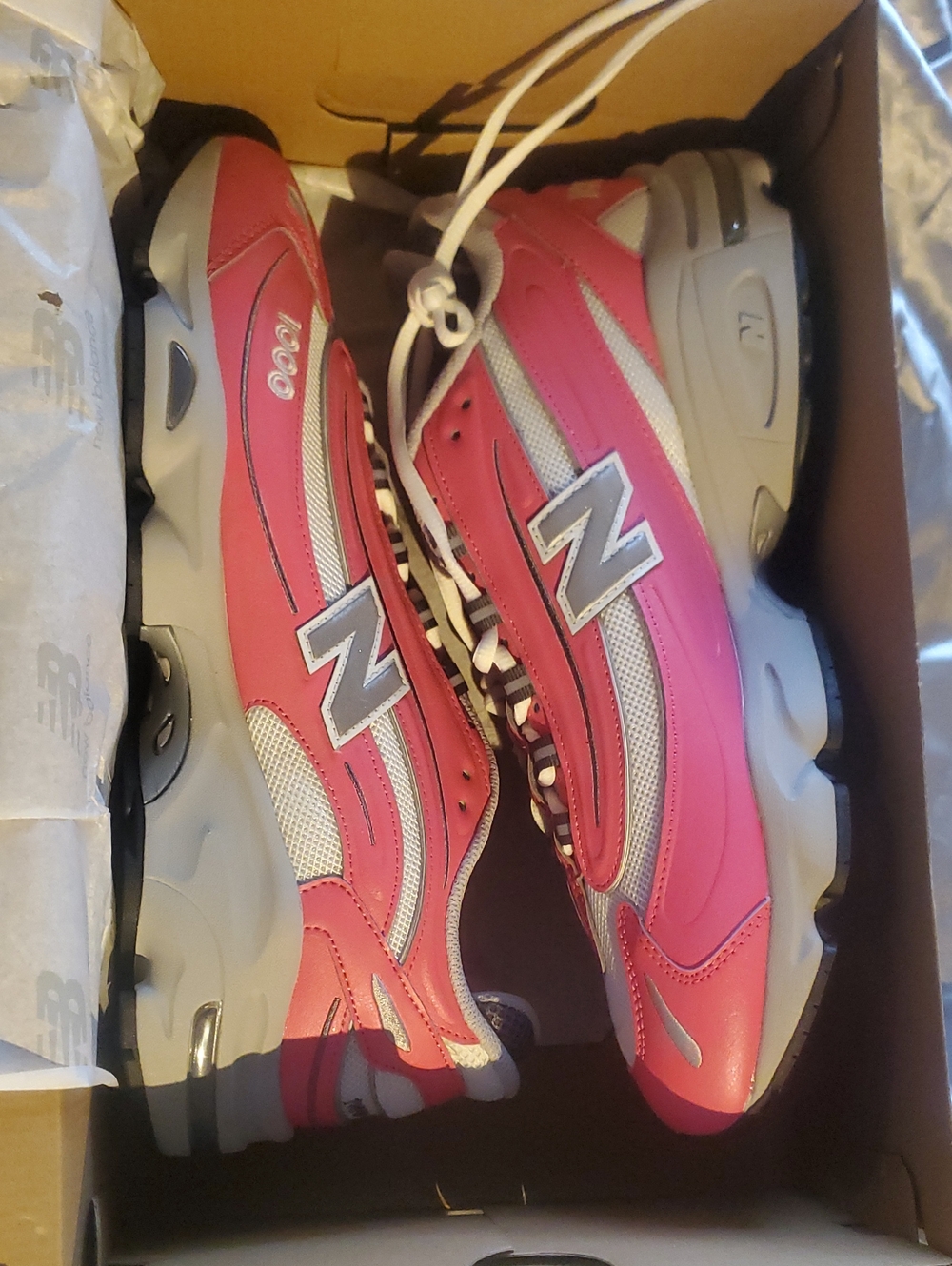 New Balance Mens 1000 Pink Athletic Shoes